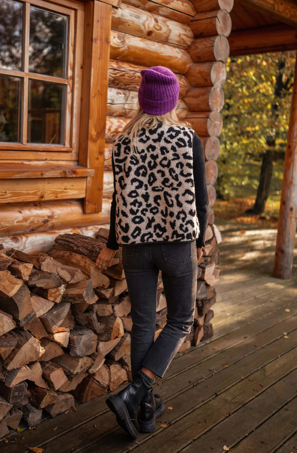 Charlotte | Elegante Leoparden-Strickweste
