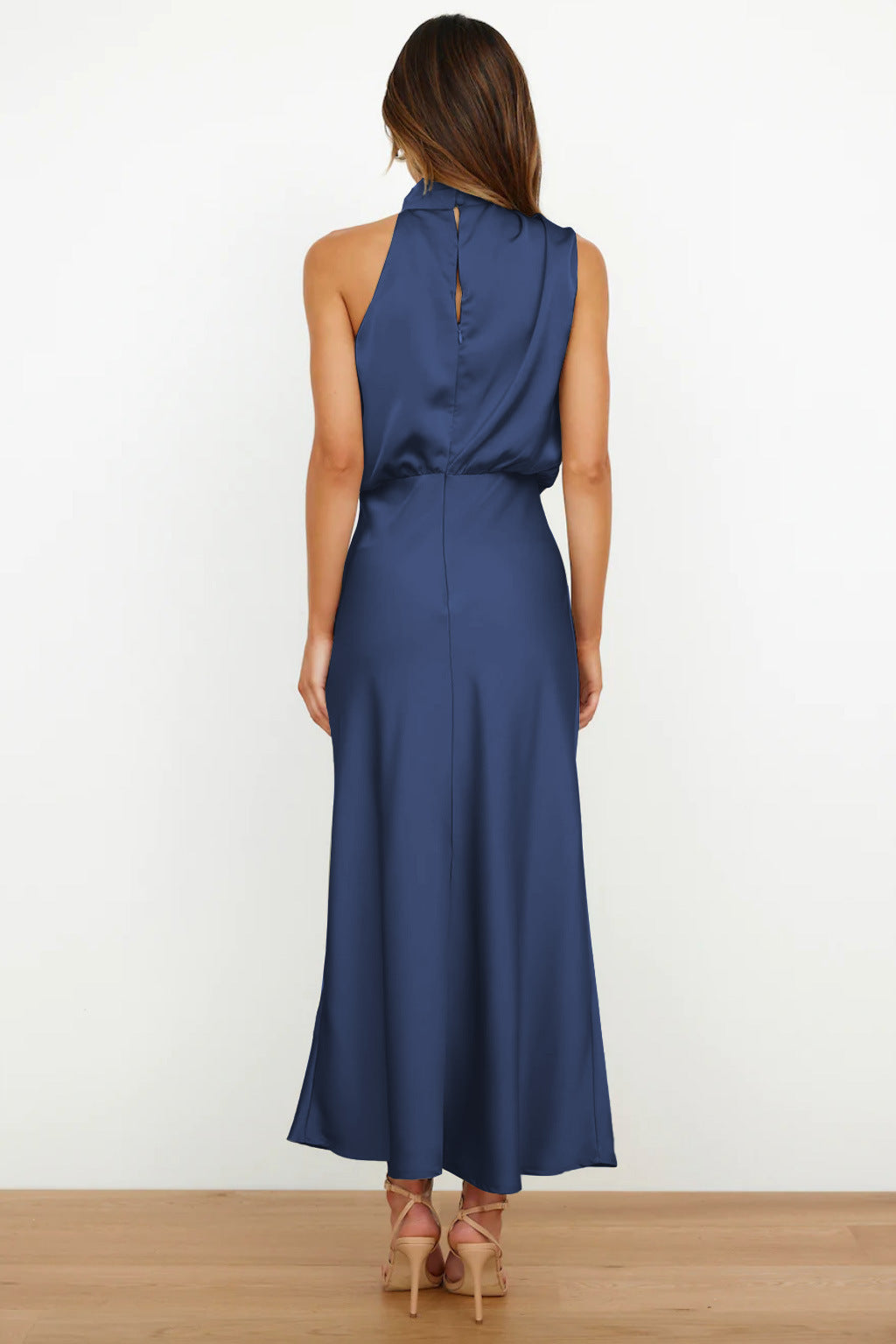 Nora | Elegantes Halterneck Kleid