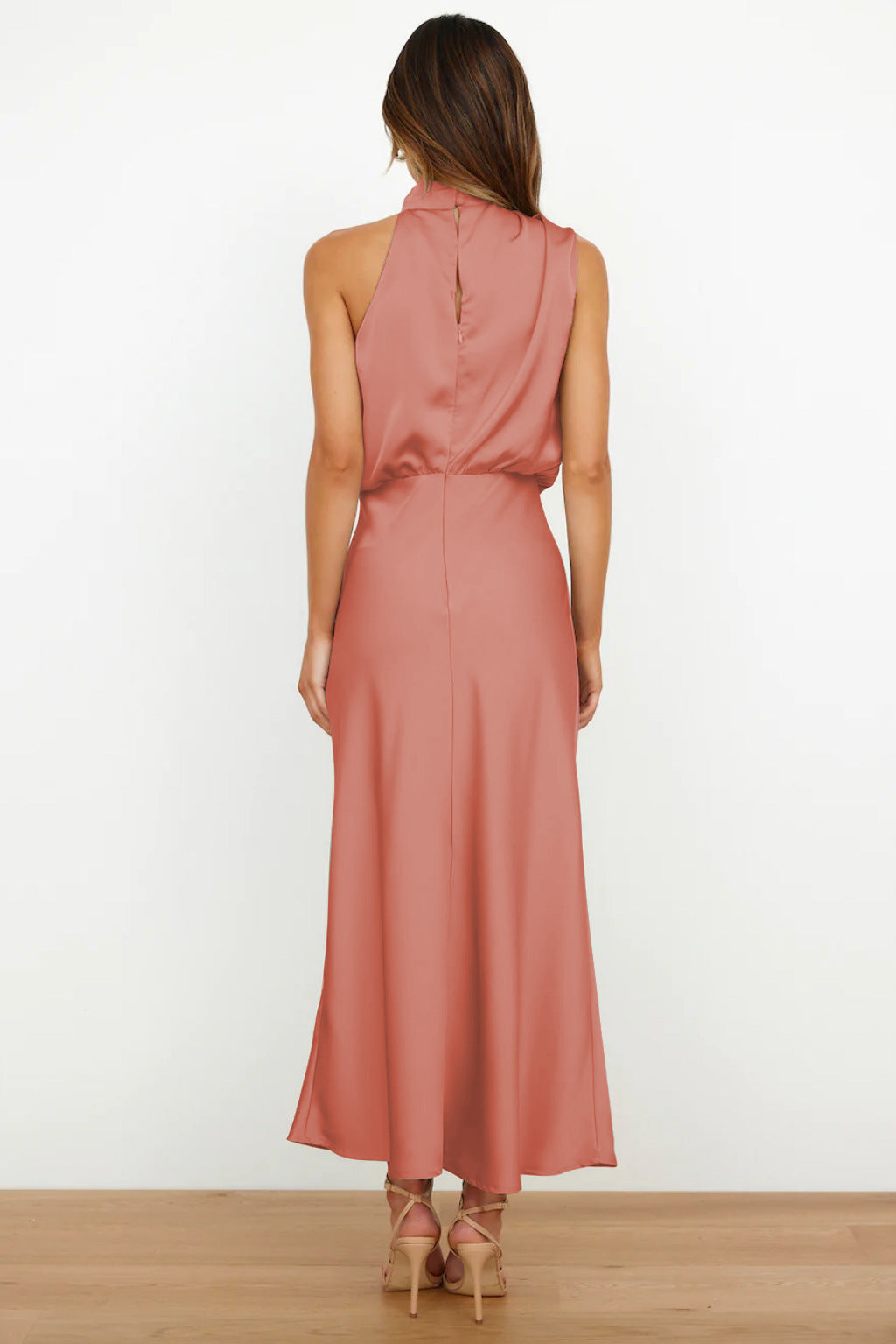 Nora | Elegantes Halterneck Kleid