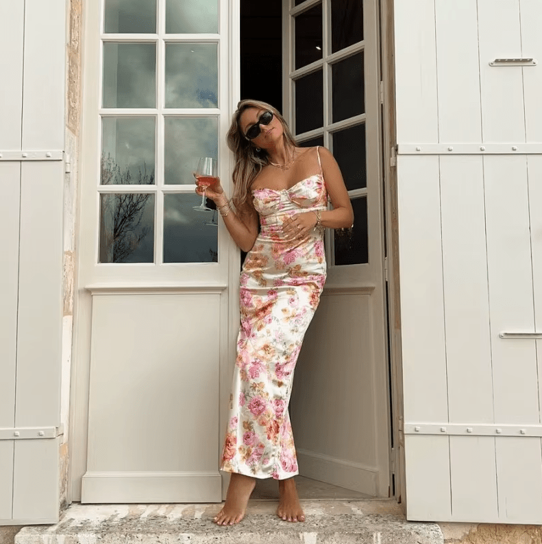 Lila | Elegantes Sommer-Blumenkleid