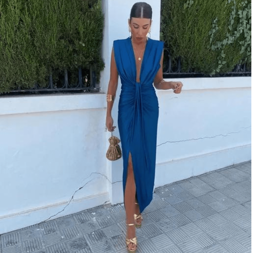Luna | Elegantes Kleid mit tiefem V-Ausschnitt