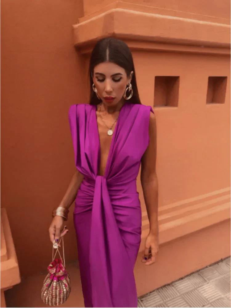 Isabelle - Festkleid mit tiefem V-Ausschnitt