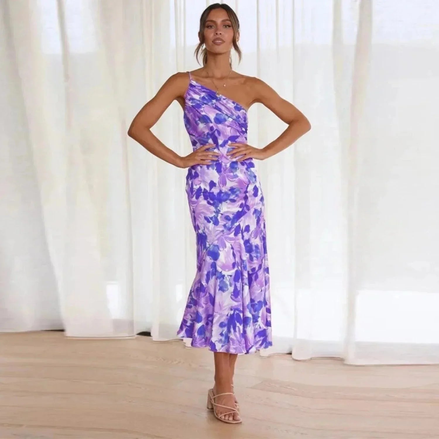 Jenny | Stilvolle Sommer Blumenkleid