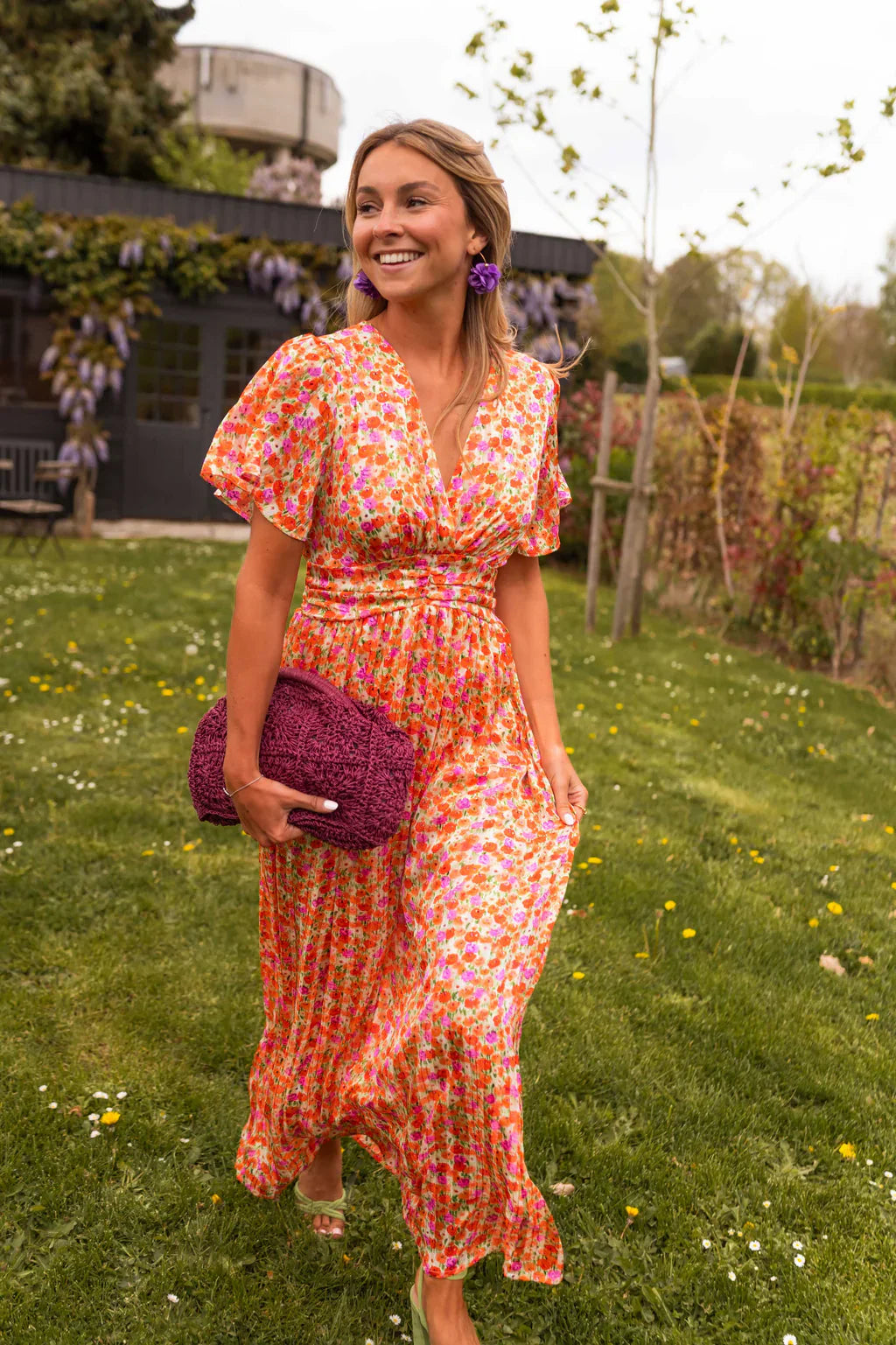 Amelia | Das Blumenkleid